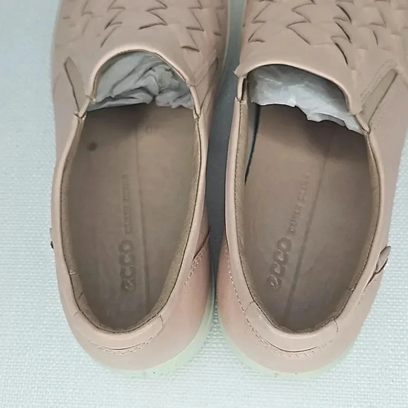 Ecco Women's Blush Pink Leather Woven Slip-on Sneaker Size 9 - Picture 5 of 16